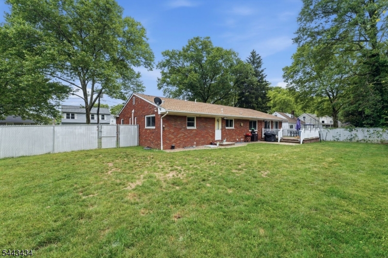 198 Cornell Ave