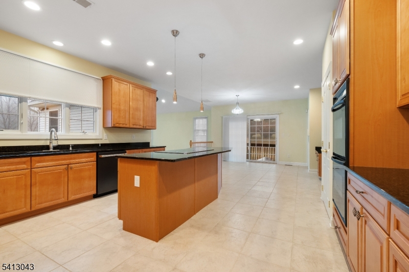 3 Manchur Ct