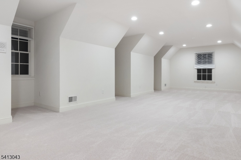 3 Manchur Ct