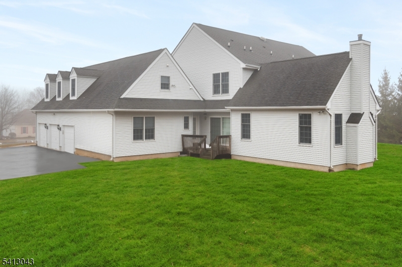 3 Manchur Ct