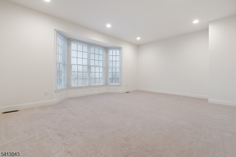 3 Manchur Ct