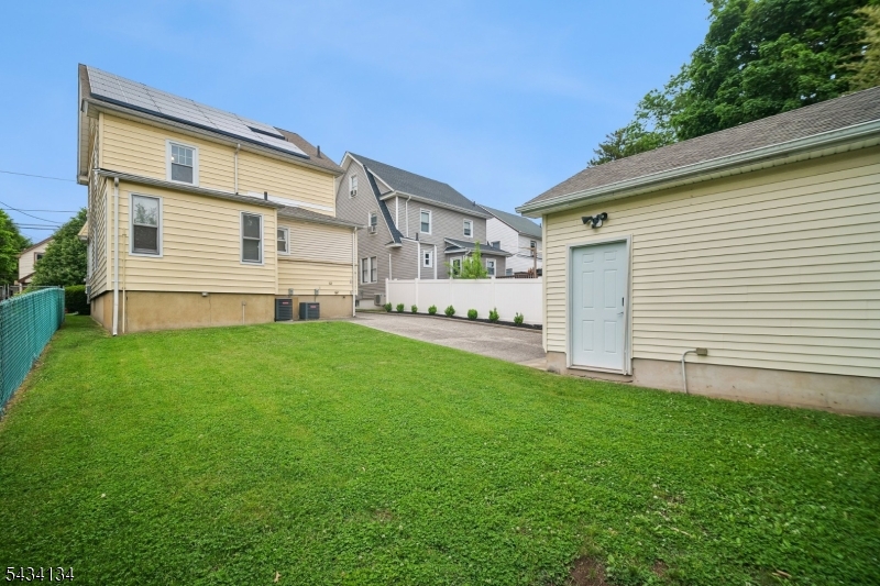 223 Keats Ave