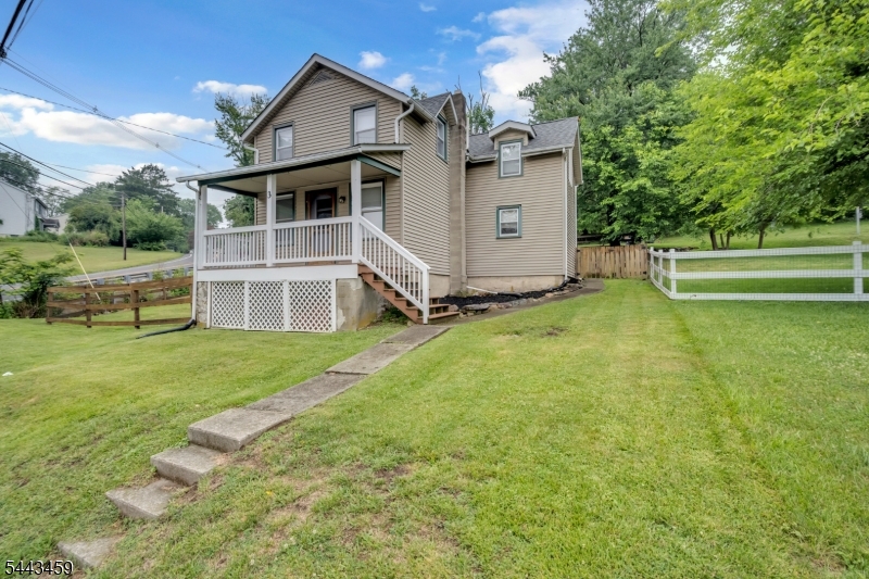 3 Mount Pisgah Ave
