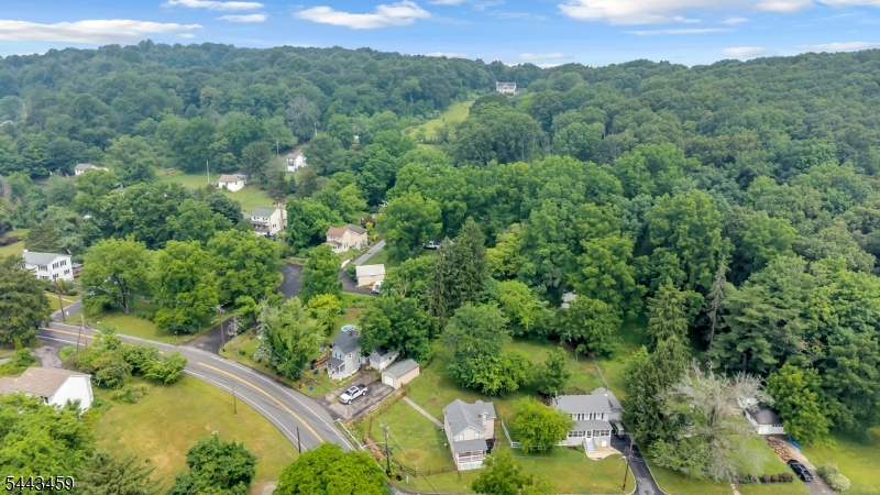 3 Mount Pisgah Ave
