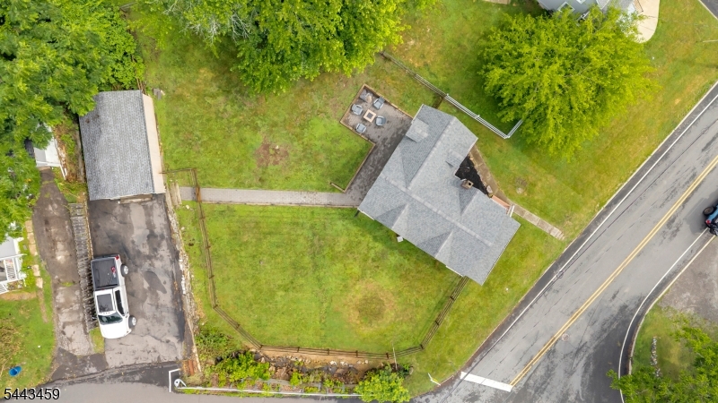 3 Mount Pisgah Ave