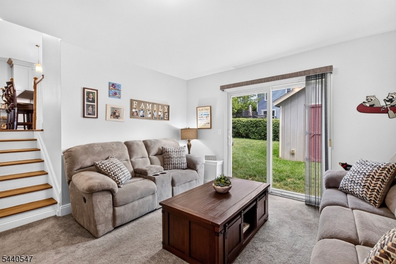 2 STRATFORD TERRACE