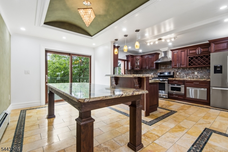 83 Wessington Ave