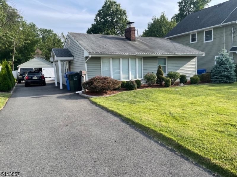 38 Summit Ave