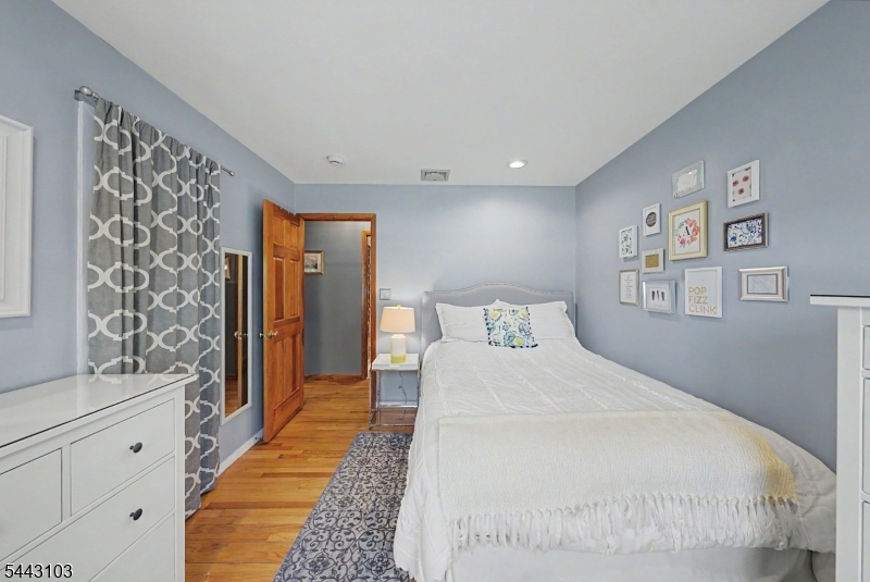 6 Terrace Rd