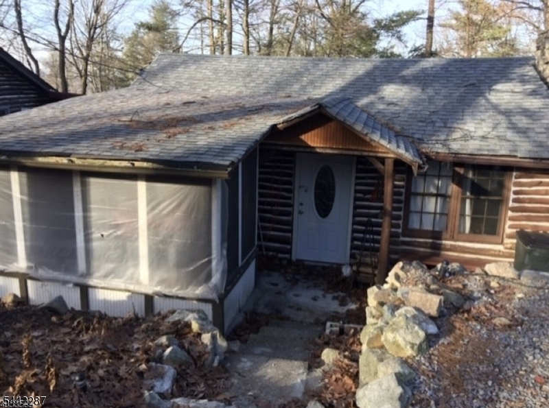 25 Cedar Ln