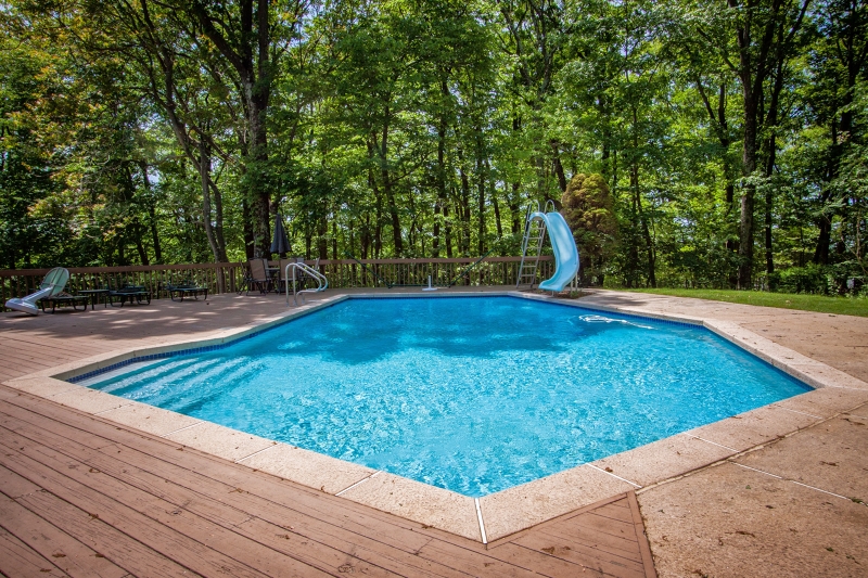 18 Horizon Dr