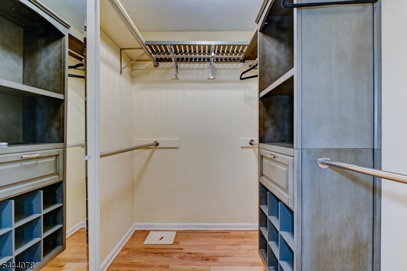 410 Stony Brook Dr