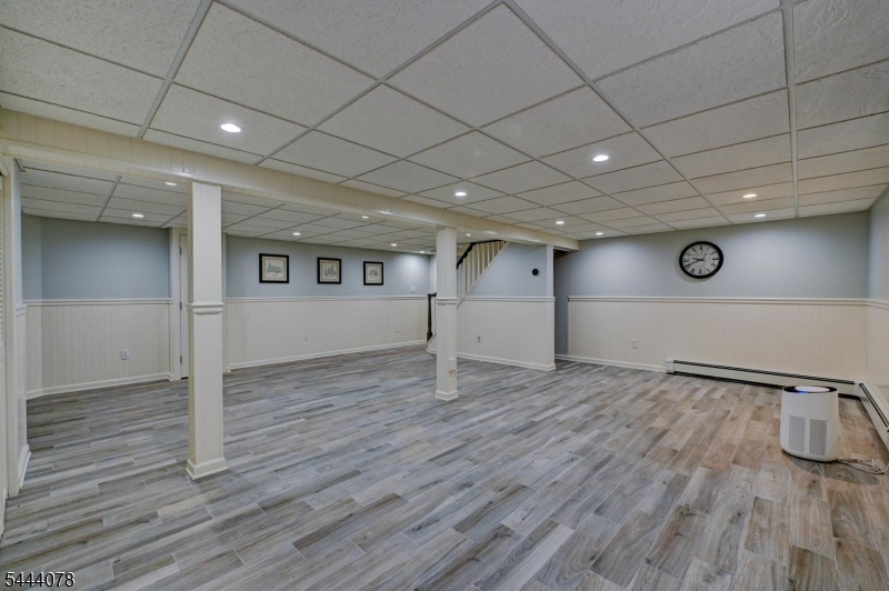 410 Stony Brook Dr
