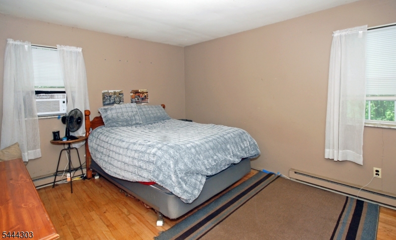 36 Mountain Lake Rd