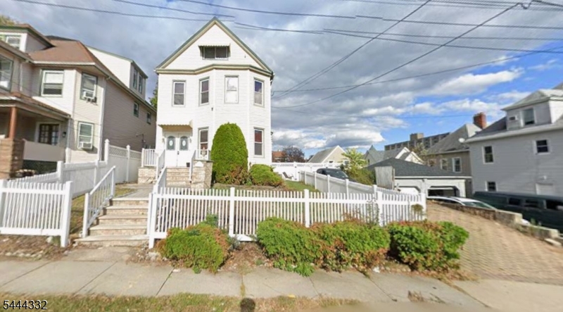 16 Offord St