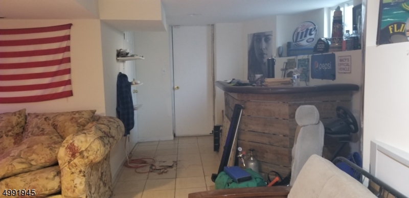 16 Offord St
