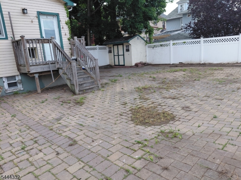 16 Offord St