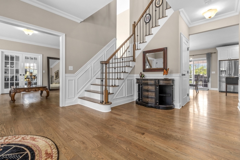 1 Thames Ln