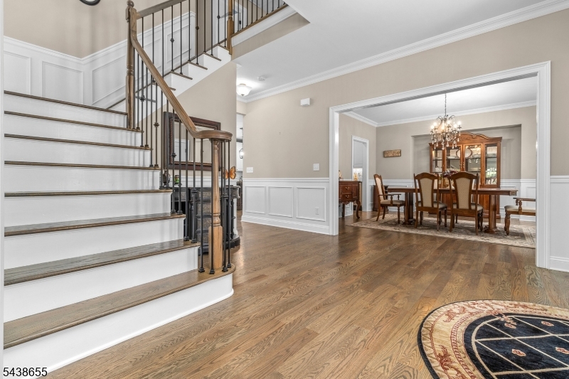 1 Thames Ln