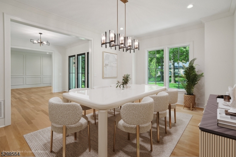 11 Addison Dr