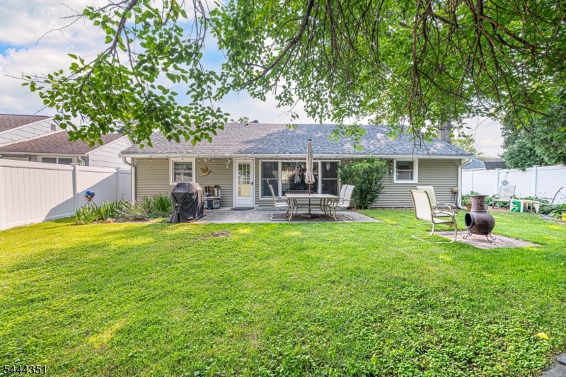 57 Meakin Ave