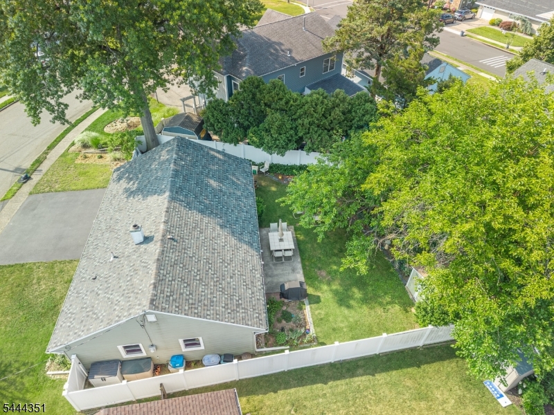 57 Meakin Ave