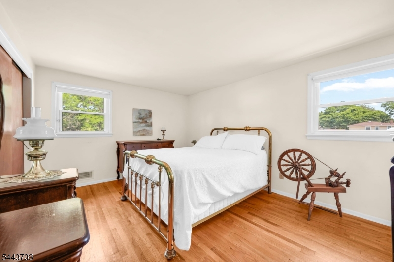 19 Lawrence Rd