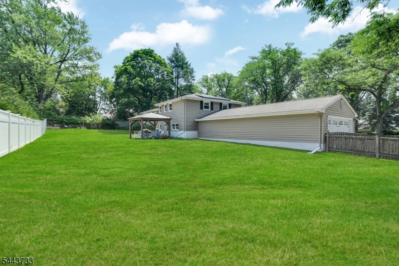 19 Lawrence Rd