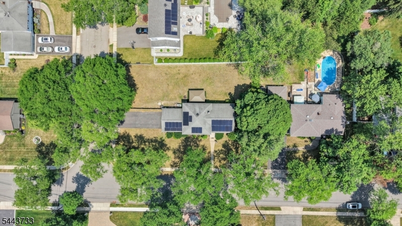 19 Lawrence Rd