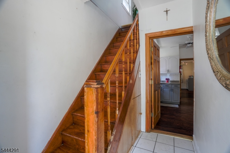 13 Chestnut St