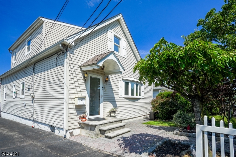 13 Chestnut St