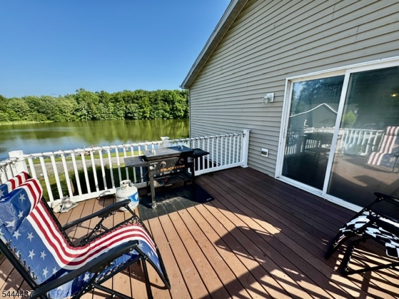 106 Starlight Rd