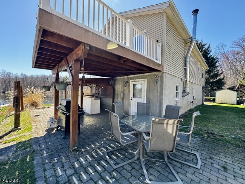 106 Starlight Rd