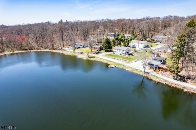 106 Starlight Rd
