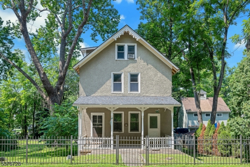 59 Main St