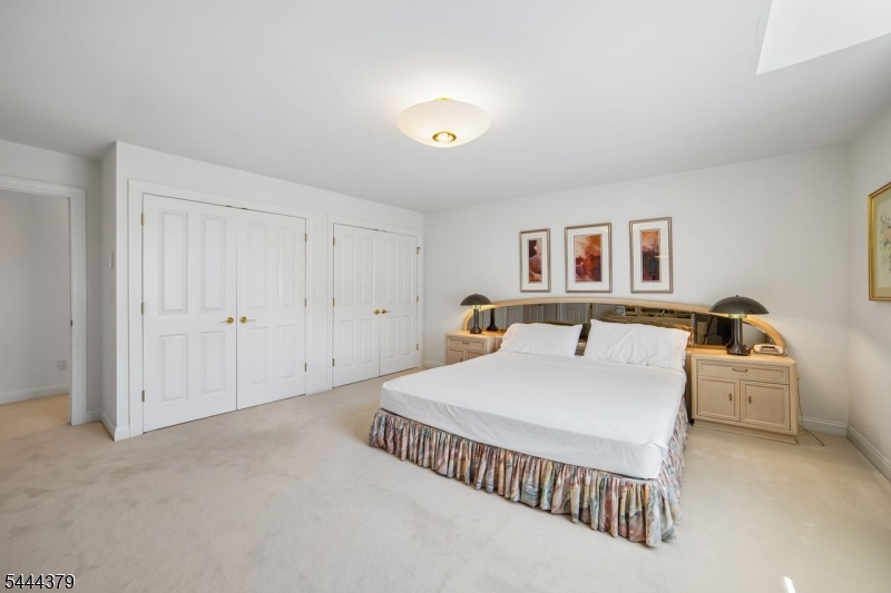 114 Valley Rd