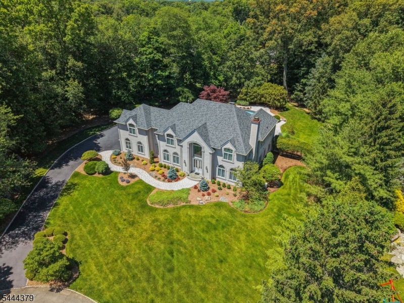 114 Valley Rd