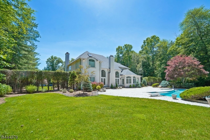 114 Valley Rd