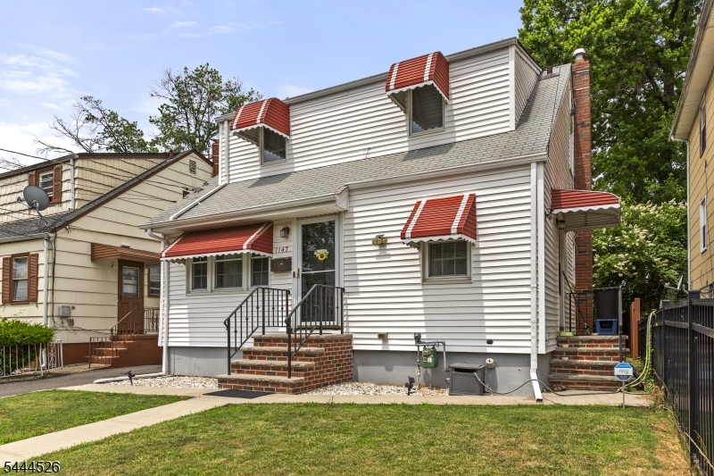 1147 Passaic Ave