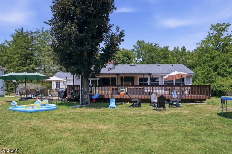 728 Mill Ln