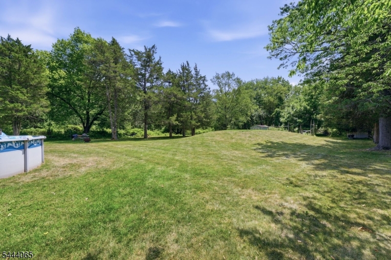 728 Mill Ln