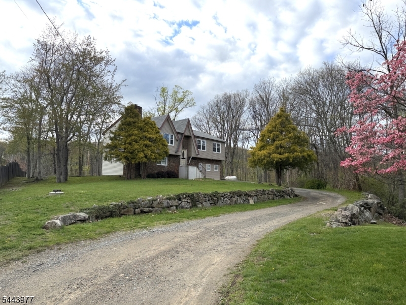 29 Billings Rd
