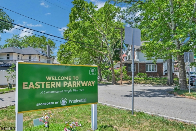 65 Eastern Pkwy