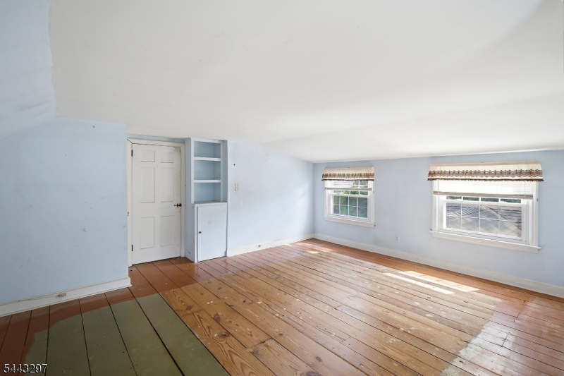 180 Milltown Rd