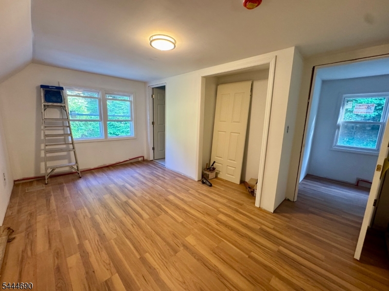 56 Glenwood Mt Rd