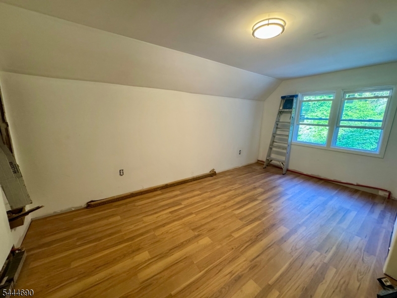 56 Glenwood Mt Rd