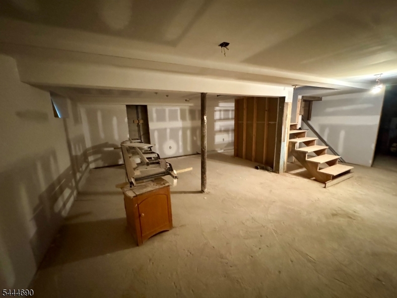 56 Glenwood Mt Rd