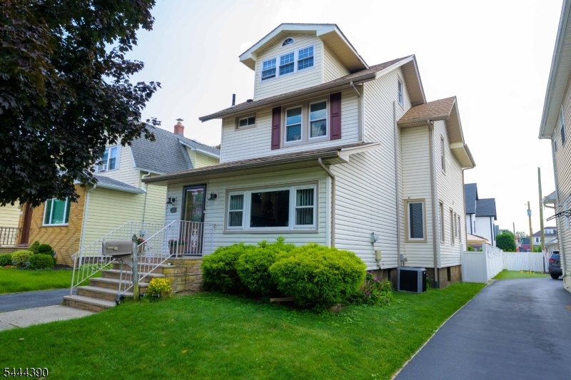 126 Post Ave