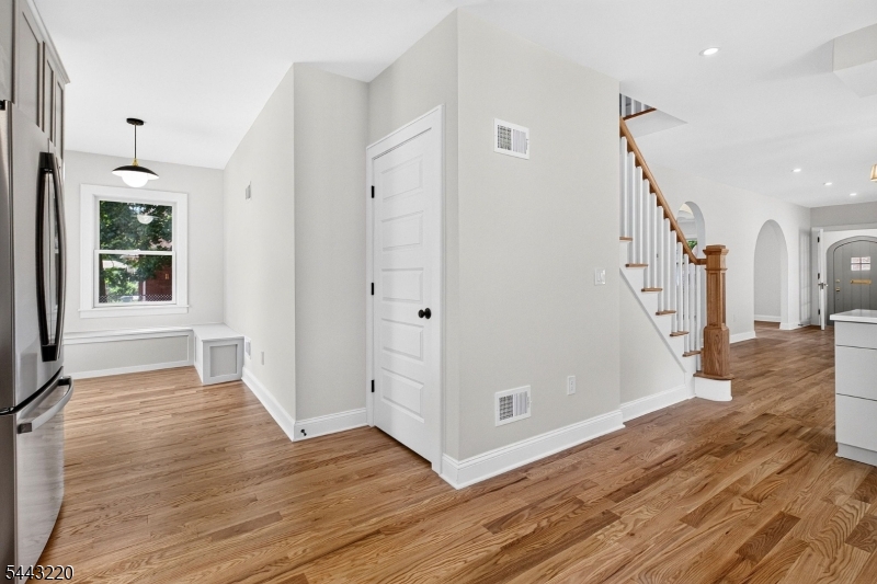 609 Harrison Ave