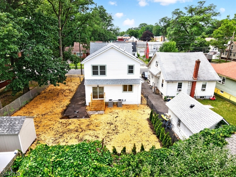 609 Harrison Ave